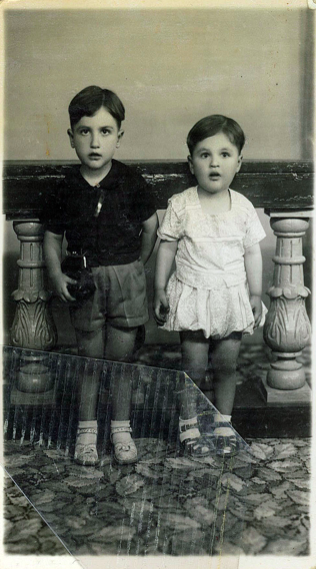 Photograph of Argun (right) and his brother Zizi from the family album, Courtesy of Argun Imamzade.